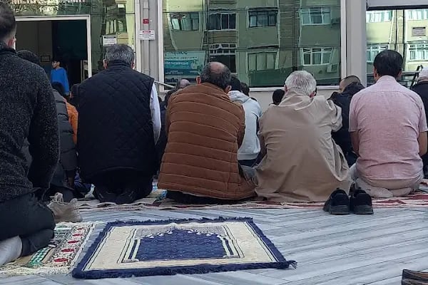 Esenler Merkez Camii - Resim 15