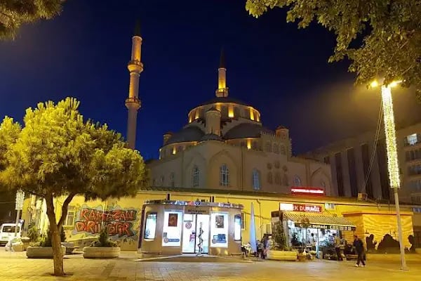 Esenler Merkez Camii - Resim 7