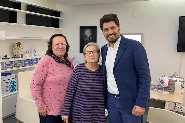 Op. Dr. Ömer TAKEŞ Göz Hastalıkları ve Cerrahisi Kliniği, Akıllı Lens, Lazer, Göz Kapağı Estetiği,Katarakt. - Resim 13