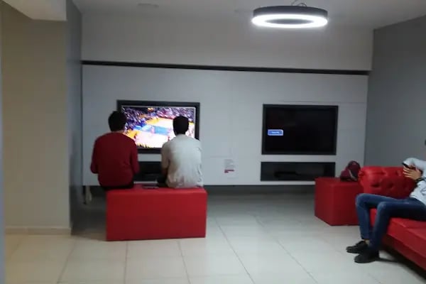 Buca Belediyesi Tarık Akan Gençlik Merkezi - Resim 8