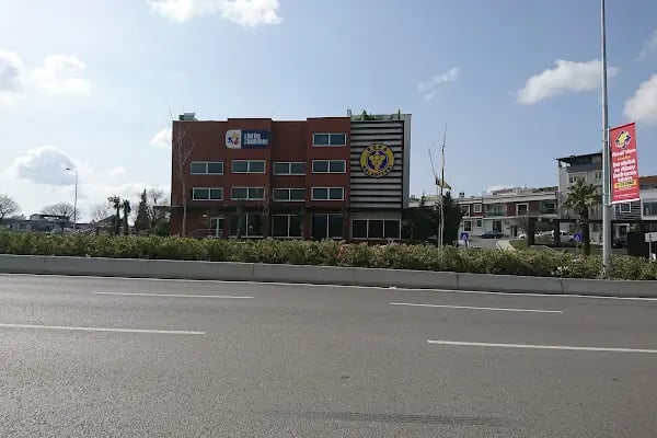 Buca Belediyesi Tarık Akan Gençlik Merkezi - Resim 18
