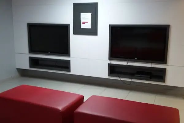 Buca Belediyesi Tarık Akan Gençlik Merkezi - Resim 13