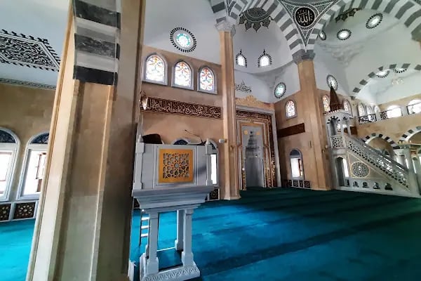 Ashab-ı Kehf Külliye Camii - Resim 2