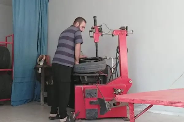 MUZAFFER OTO LASTİK TAMİRİ - Resim 8