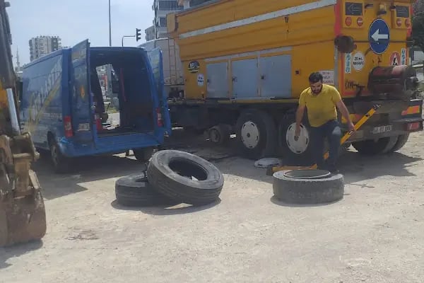 En yakın lastikçi Mersin .Toroslar Mobil lastikçi .Otoban lastikçi.mersin mobil lastikçi.TEZ OTO LASTİK 7/24 - Resim 17