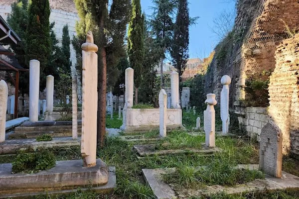 Sahabeden Hz Kab ra türbesi - Resim 9