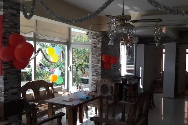 Takıl Pastanesi Cafe - Resim 14