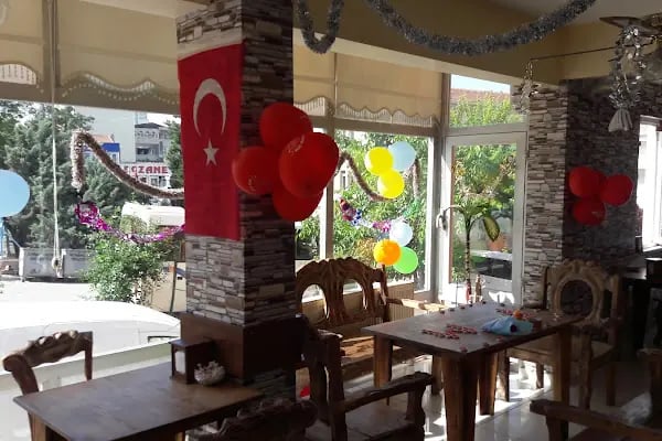 Takıl Pastanesi Cafe - Resim 3