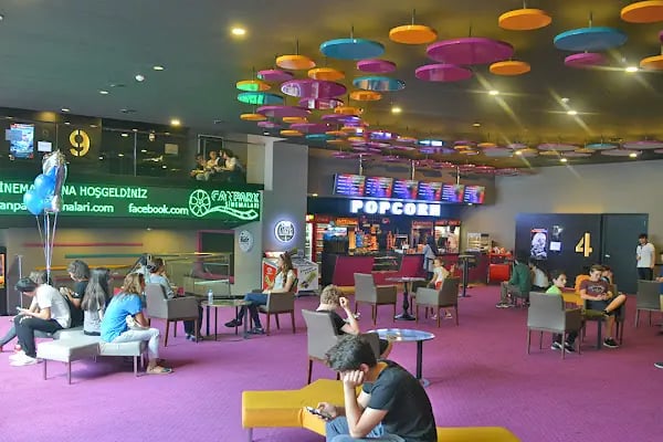 Canpark Sinemaları - Resim 2