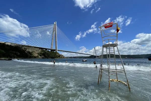 Tarihi Büyük Liman Plajı - Resim 16