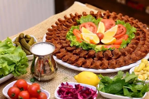 Meşhur Adıyaman çiğköftecisi (AKSU-GÜZELYURT) - Resim 3