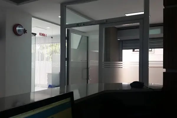 Bursa Elit Ağız ve Diş Sağlığı Polikliniği - Resim 3