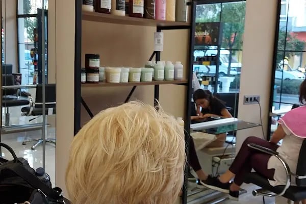 Sindy Kuaför güzellik salonu - Resim 12