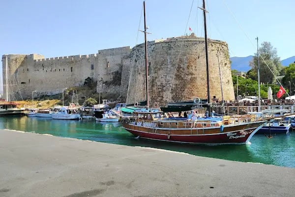 Kuzey Kıbrıs Türk Cumhuriyeti İstanbul Başkonsolosluğu - Resim 7