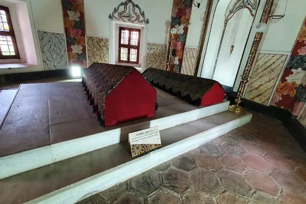 Muradiye Külliyesi - Resim 18