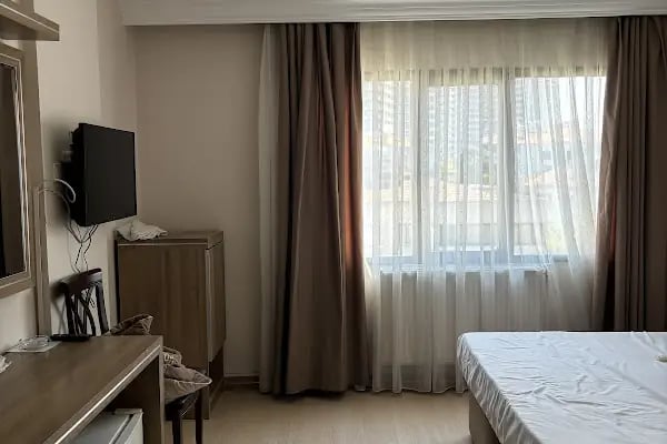 Üstün Otel Alsancak - Resim 12