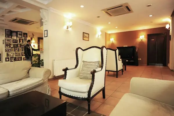 Üstün Otel Alsancak - Resim 17