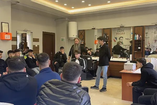 Rıdvan Özçelik hair Studio - Resim 16