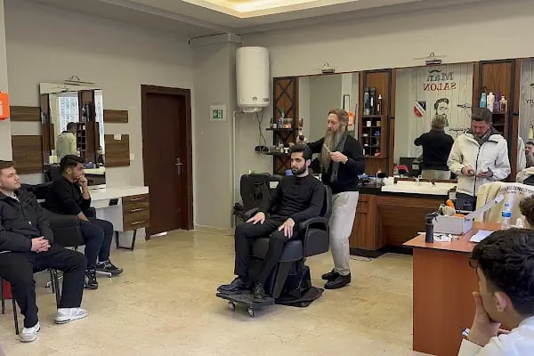 Rıdvan Özçelik hair Studio - Resim 17