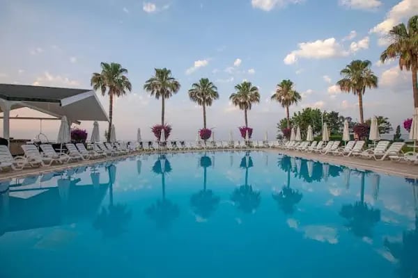 FALCON HOTEL - Resim 5