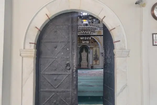 Şadırvanaltı Camii - Resim 8