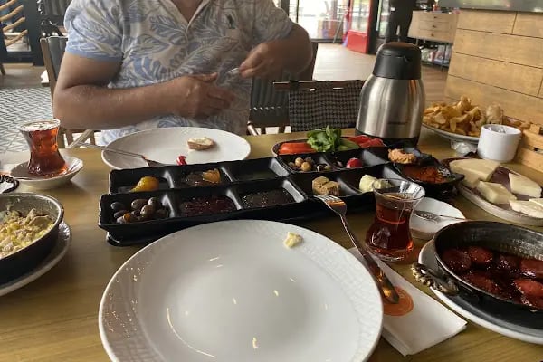 Onhann Gurme Avlu - Resim 2
