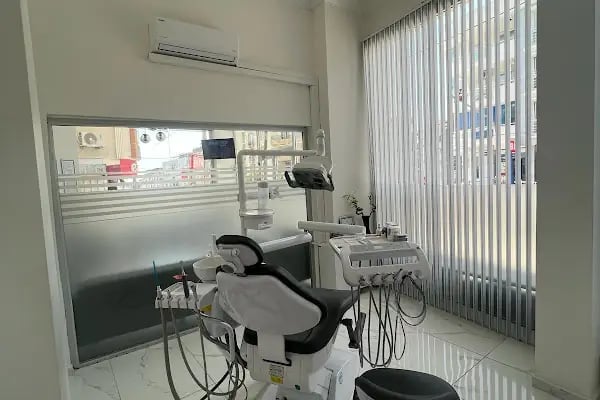 Özel Uray Ağız ve Diş Sağlığı Polikliniği - Resim 17