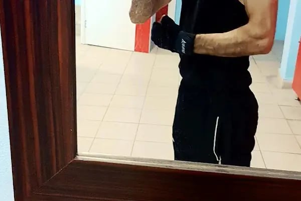 E&amp;S Gym Fitness Center - Resim 14