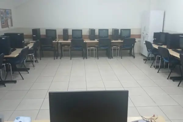 Gemlik Şehit Mehmet Koray Pınar Ortaokulu - Resim 16