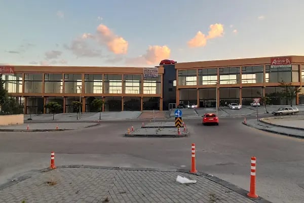 Batı Otonom - Otomotiv ve Ticaret Merkezi - Resim 12