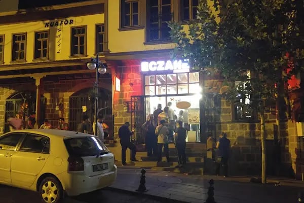 Üner Eczanesi - Resim 4