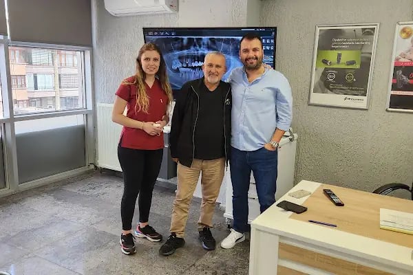DentaCenter Keçiören - Resim 14
