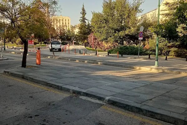 Enfeksiyon Hastalıkları ve Klinik Mikrobiyoloji Kliniği - Resim 6