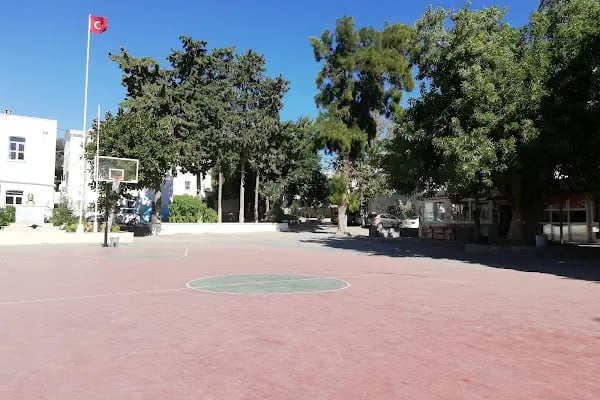 Cumhuriyet Ortaokulu - Resim 12