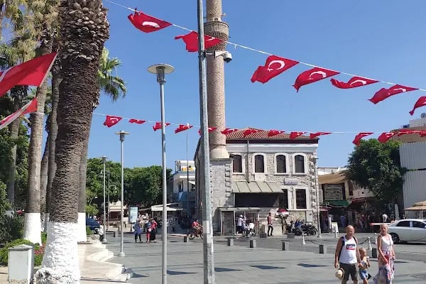 Cumhuriyet Ortaokulu - Resim 13