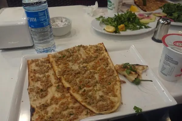 Kafedeyim Cafe - Resim 19