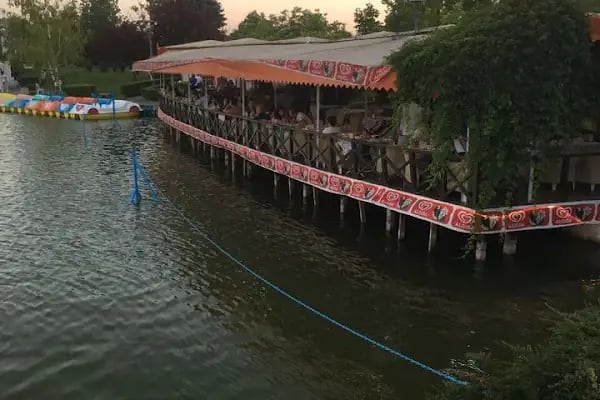 Dinlenti Cafe Altınpark - Resim 15