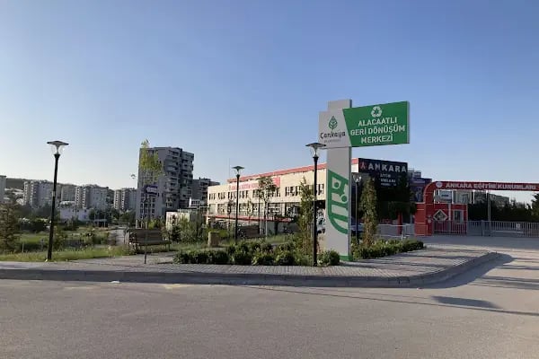 Alacaatlı Geri Dönüşüm Merkezi - Resim 4