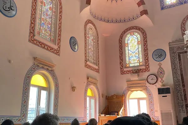 Karacaören Merkez Cami - Resim 1
