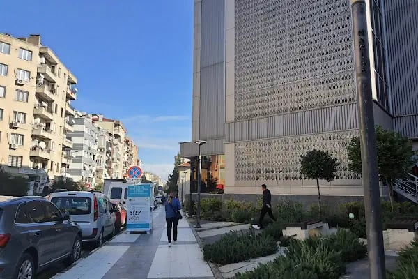 Manisa Tam Otomasyonlu Otoparkı - Resim 2