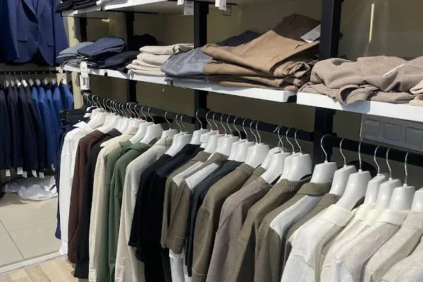 ARNAVUTKÖY GGS TEKSTİL ERKEK GİYİM ve TAKIM ELBİSE FABRİKA SATIŞ MAĞAZASI - Resim 7