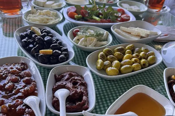Yücetepe Restoran &amp; Kafe - Resim 15