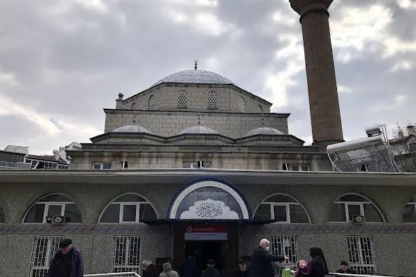 Aydınlıkevler Merkez Cami - Resim 11