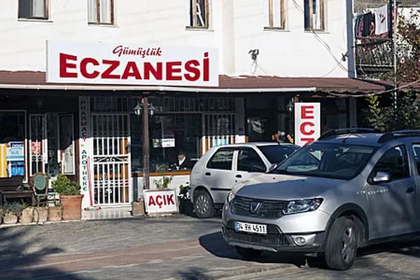 GUMUSLUK ECZANESİ - Resim 2