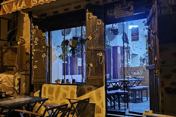 Âlâ Cafe - Resim 7