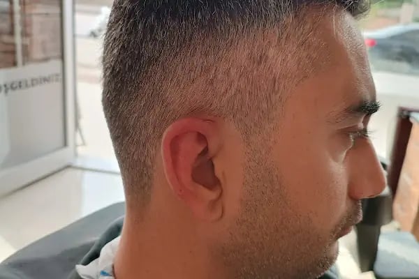 B&amp;S Hair Studio Barber - Resim 7