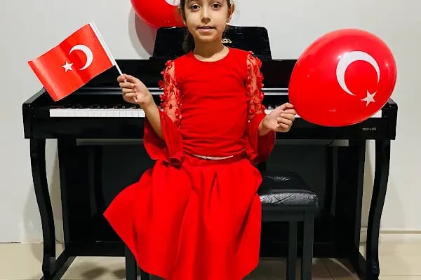 AYDIN SANAT (ÖZEL AYDIN MÜZİK RESİM VE DANS KURSU) - Resim 3