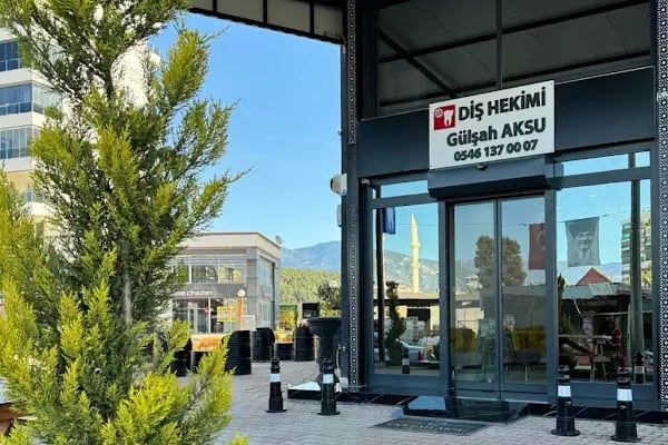 DİŞ HEKİMİ GÜLŞAH AKSU ÖZEL AĞIZ VE DİŞ SAĞLIĞI KLİNİĞİ - Resim 6