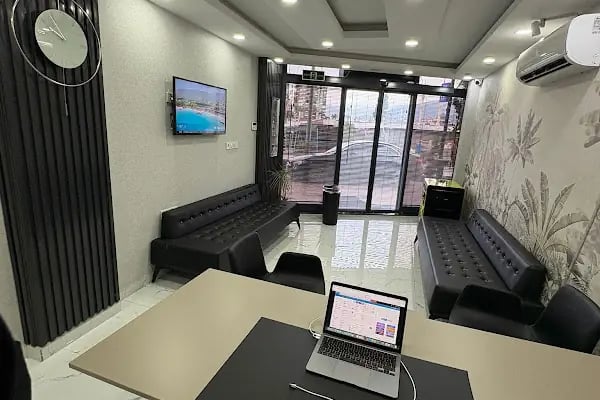 DİŞ HEKİMİ GÜLŞAH AKSU ÖZEL AĞIZ VE DİŞ SAĞLIĞI KLİNİĞİ - Resim 12