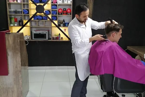 İdris Erkek Kuaförü - Resim 1